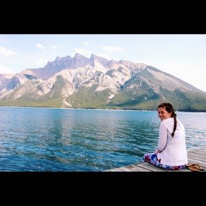 Meet your Posher, Debbie